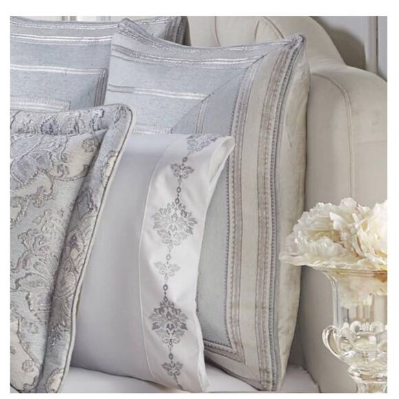 J.Queen Icy Bay Powder Blue Polyester Euro Sham. - Picture 1 of 4